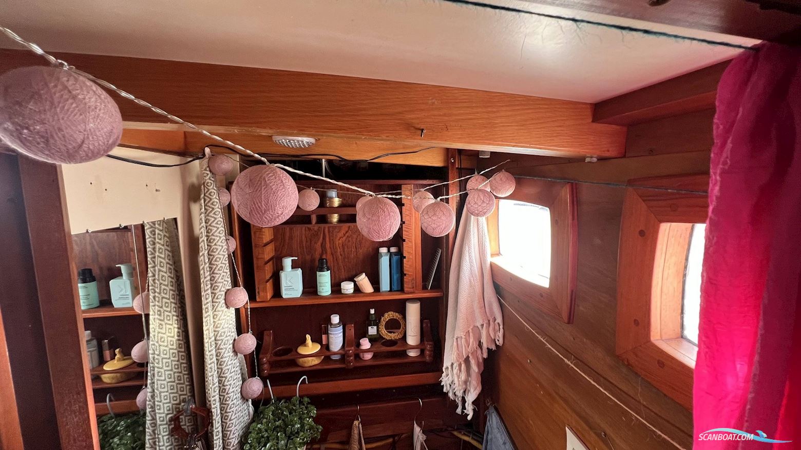 wooden boat - Jagt Ketch Rigged