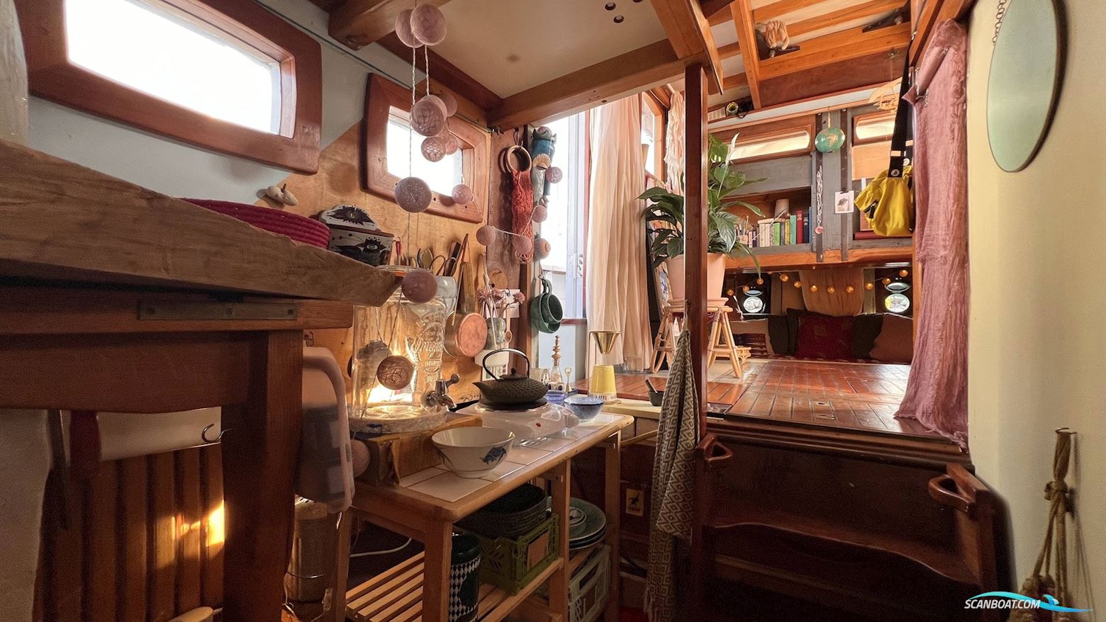 wooden boat - Jagt Ketch Rigged