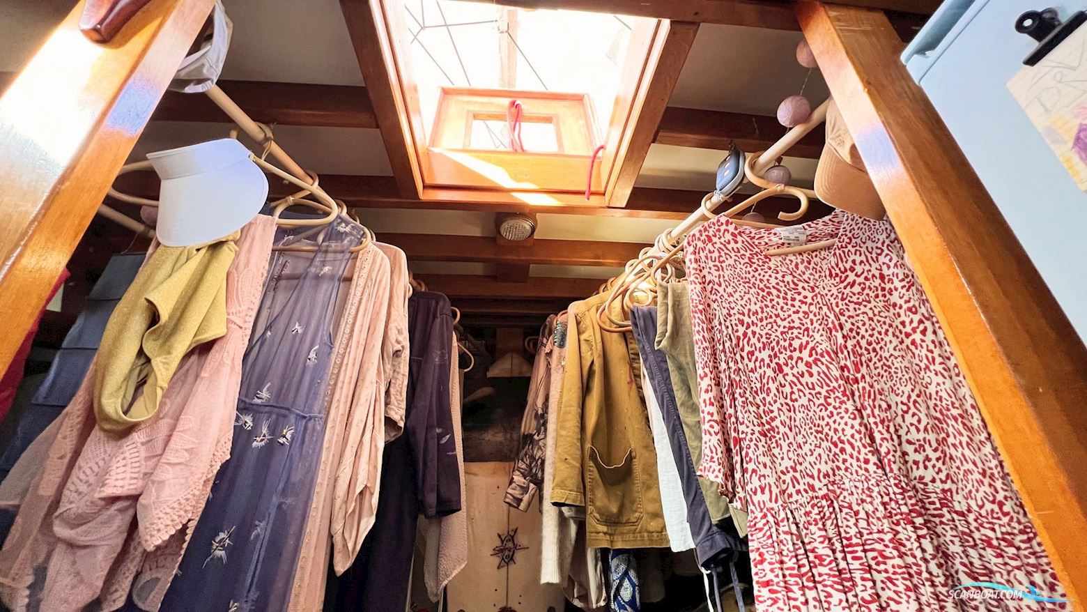 wooden boat - Jagt Ketch Rigged