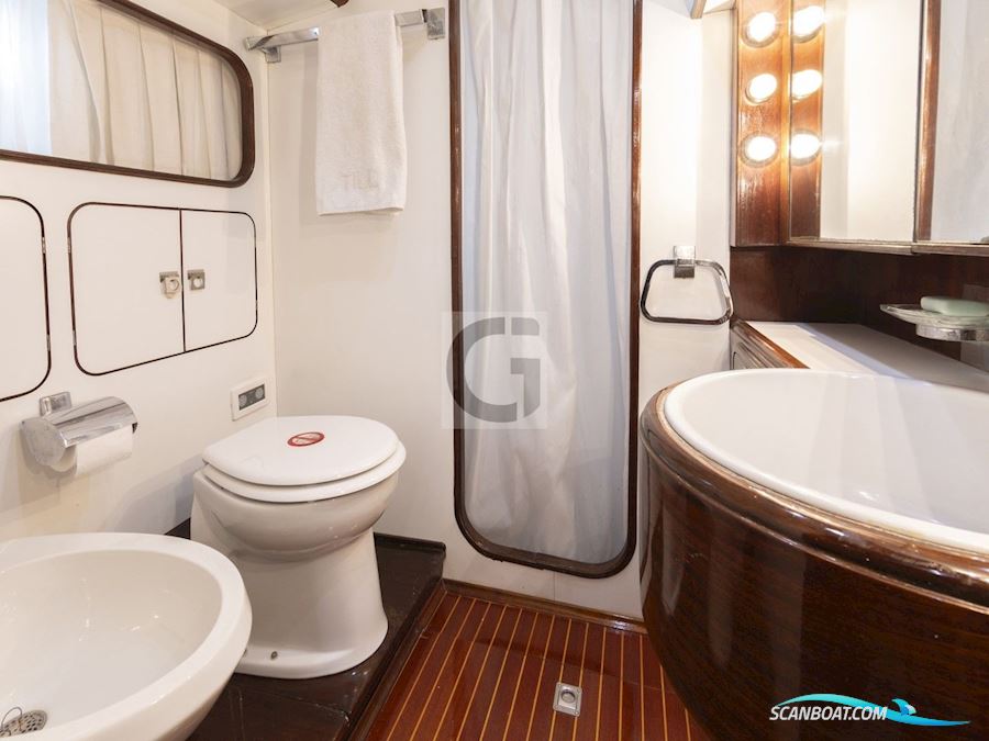 Benetti Sail Division 16m Motorsailer