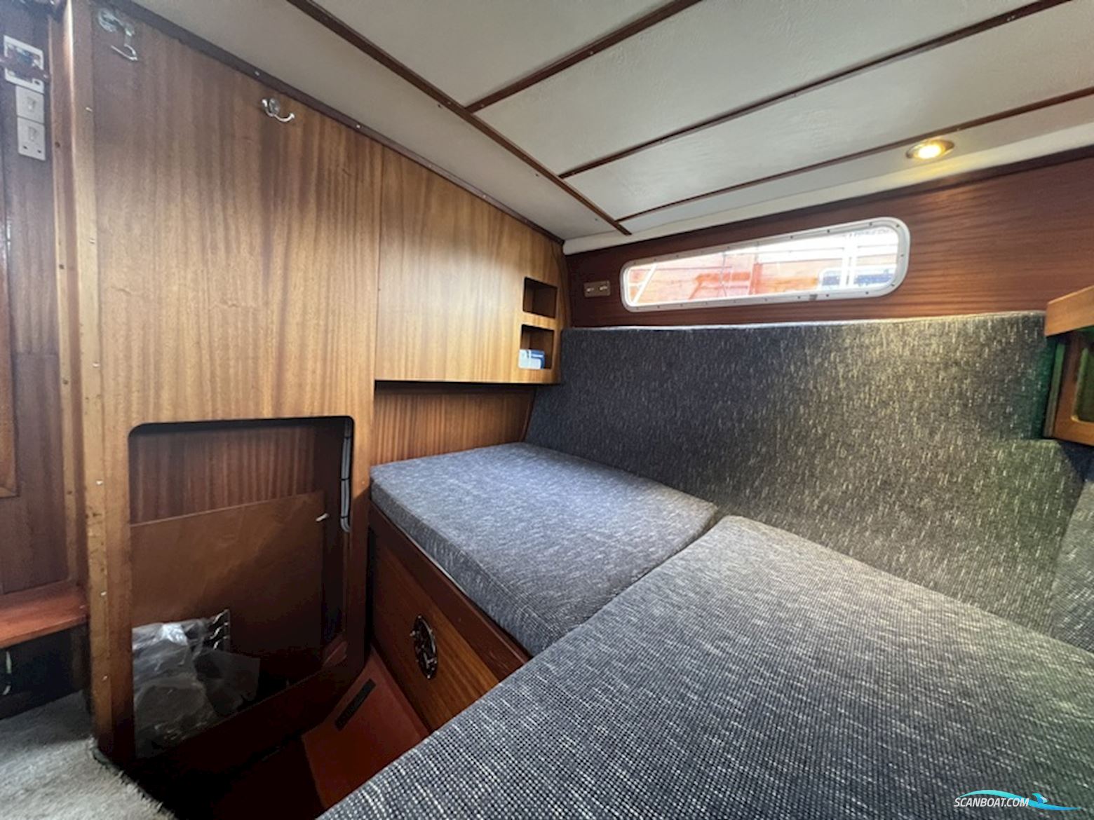 Coronet Elvstrøm 38