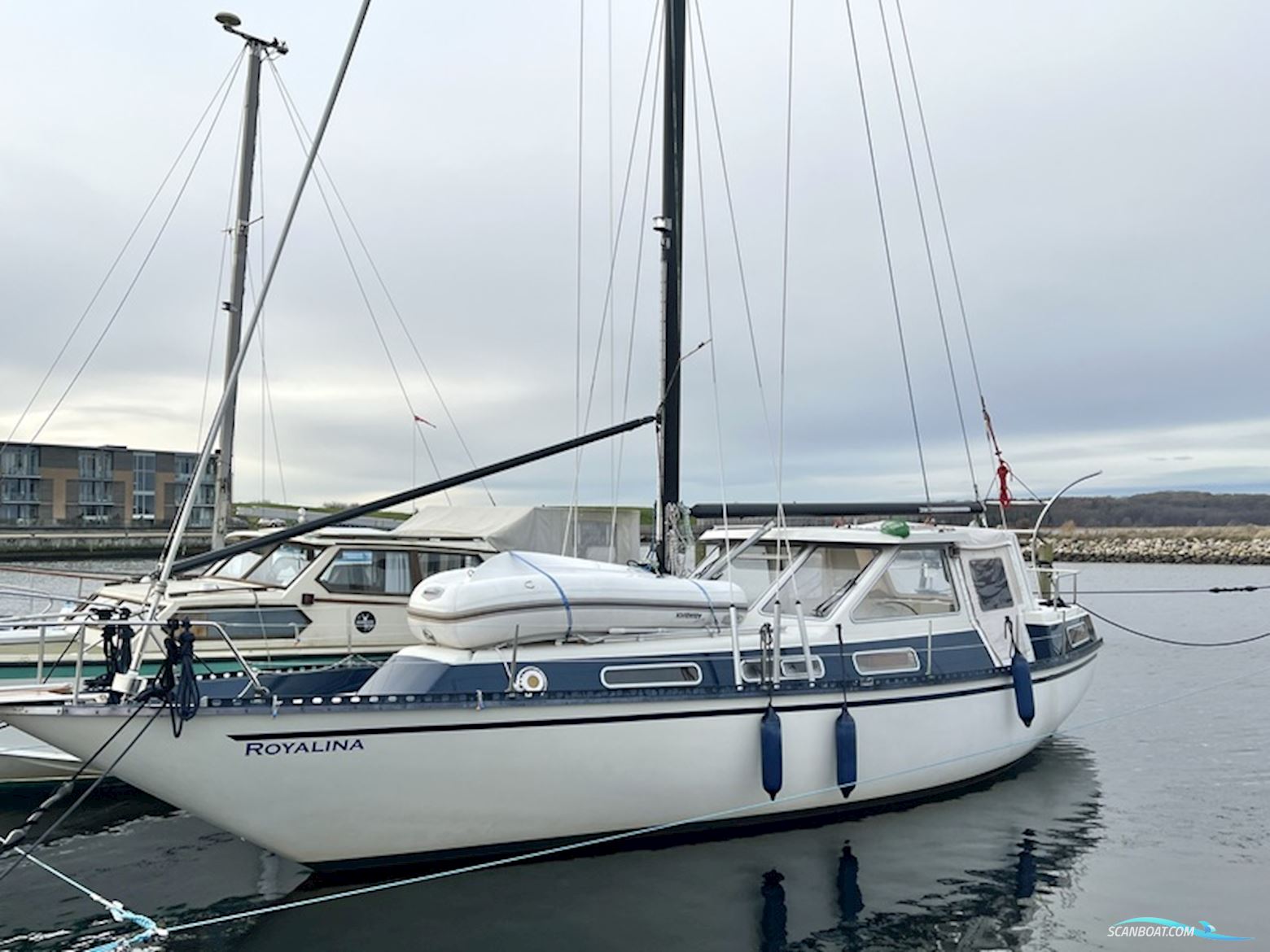 Coronet Elvstrøm 38 Motorsejler 1983, med Volvo Penta
 motor, Danmark