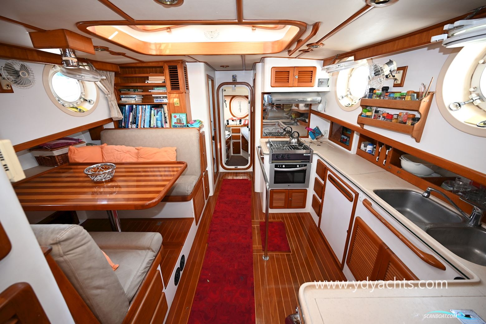 Diesel Duck 44 Trawler Motorsailer