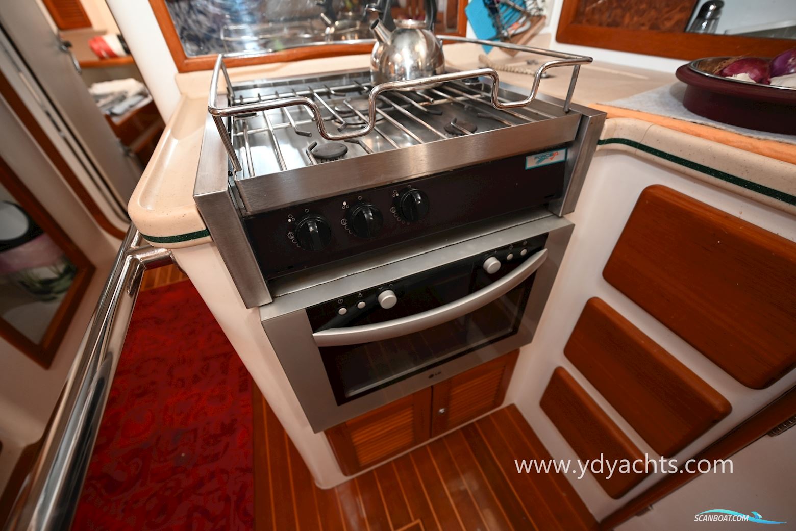 Diesel Duck 44 Trawler Motorsailer