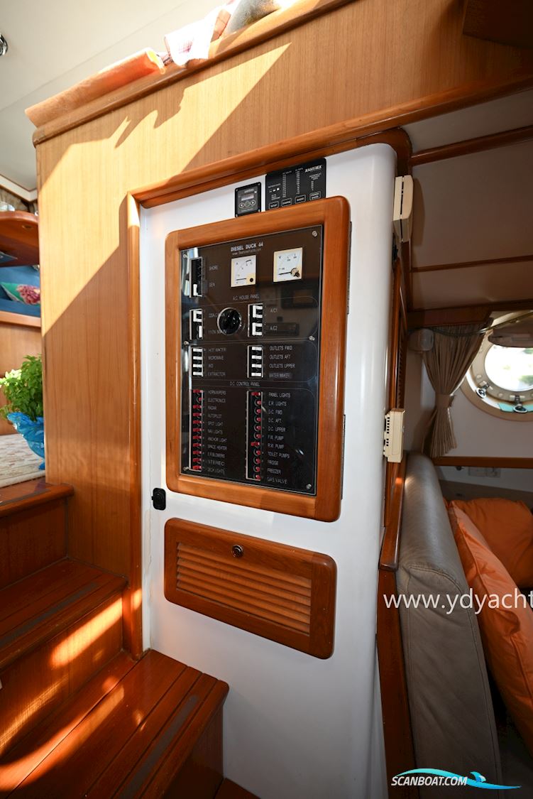 Diesel Duck 44 Trawler Motorsailer