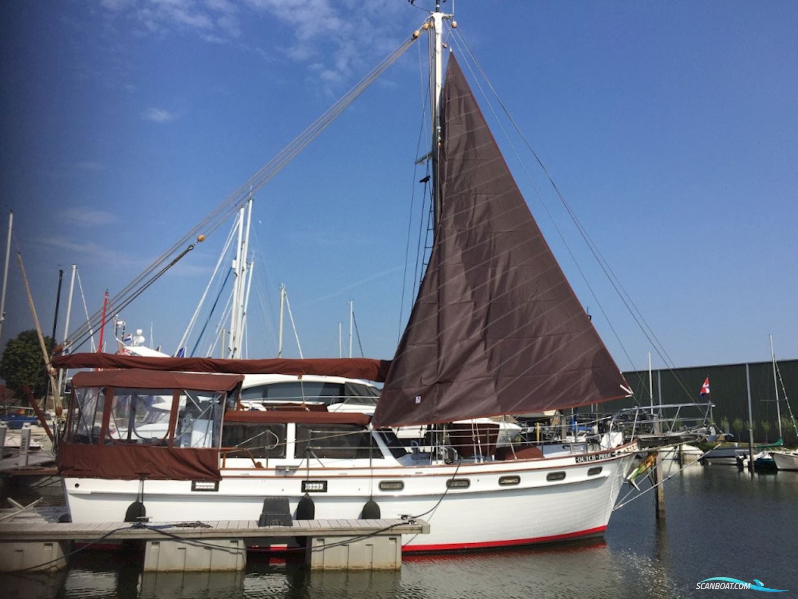 Island Trader 40
