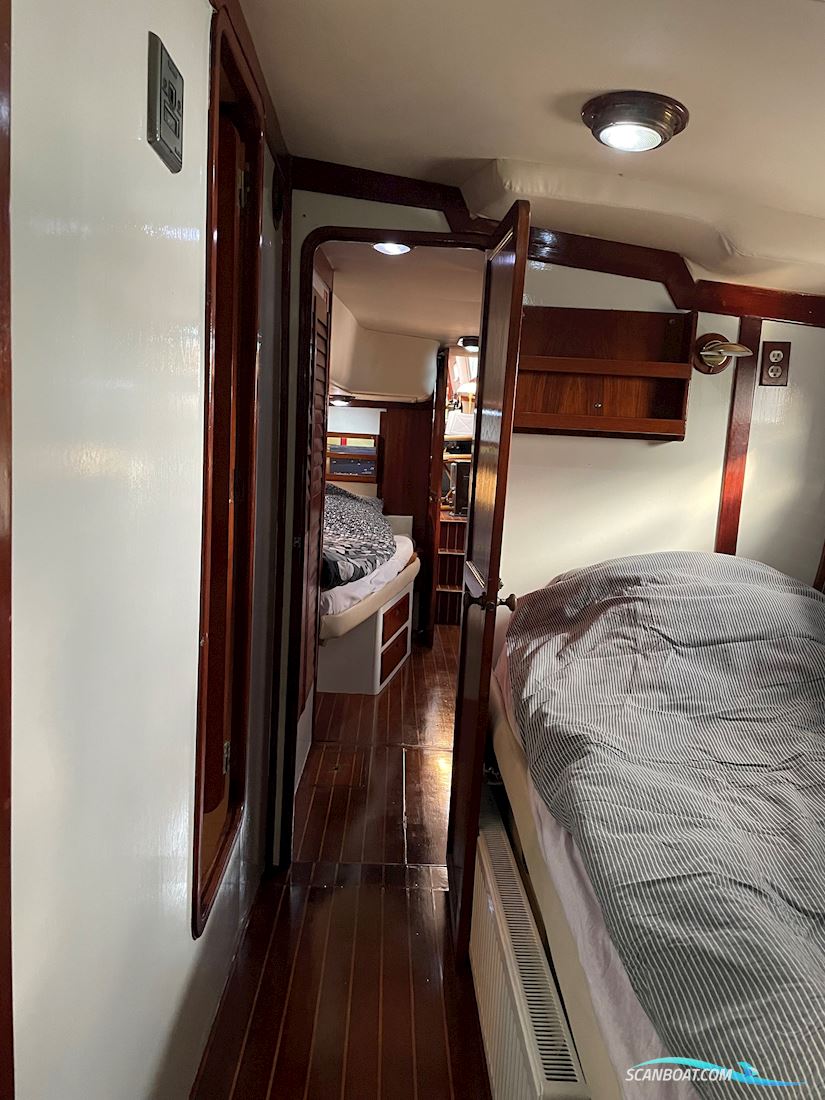 Lancer 72”