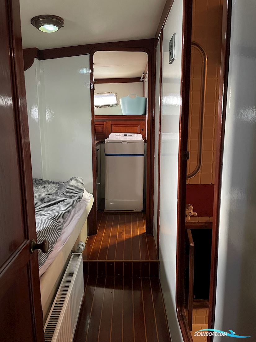 Lancer 72”
