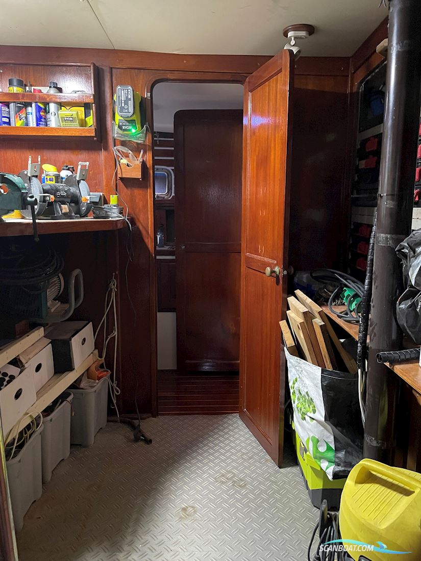 Lancer 72”
