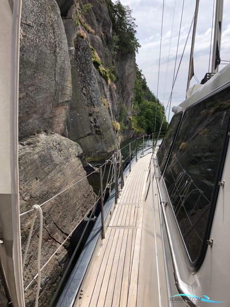 Lancer 72”