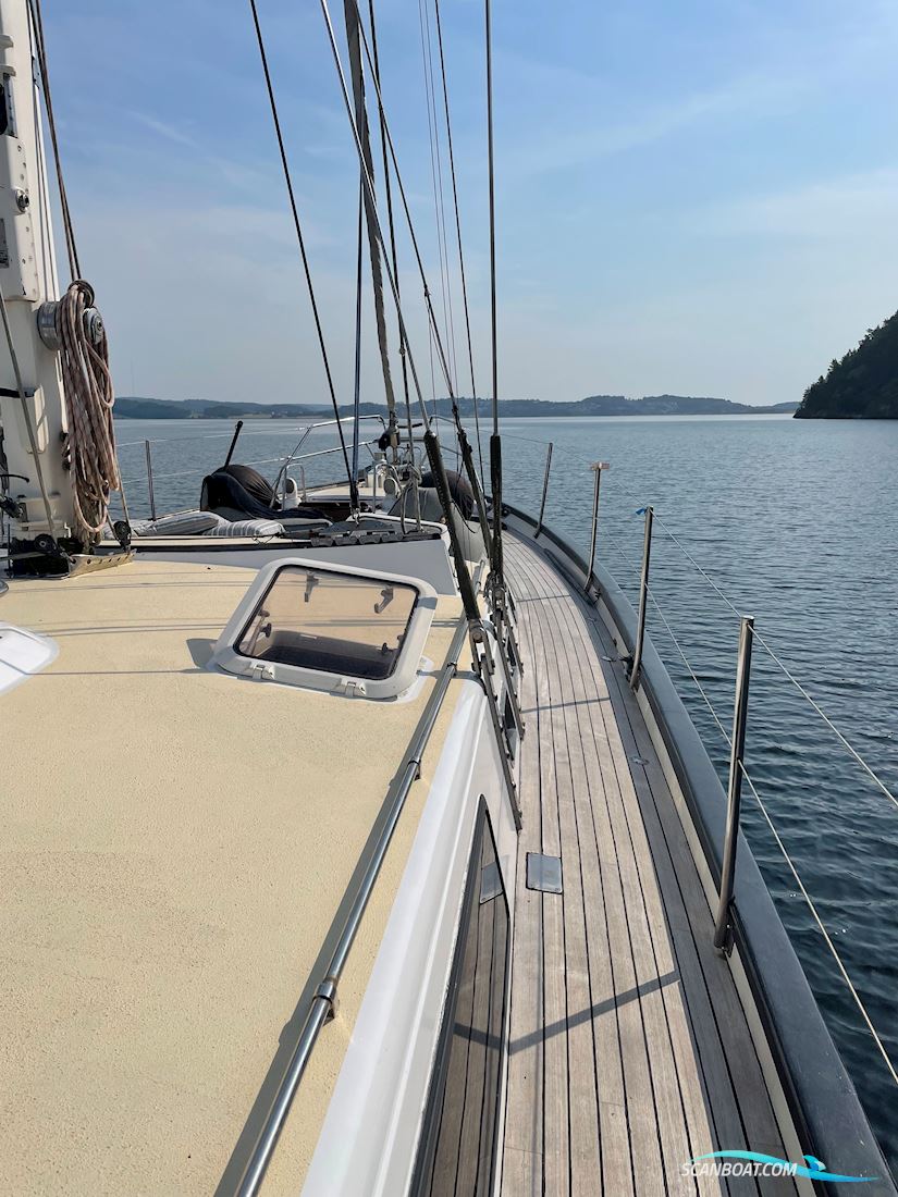 Lancer 72”