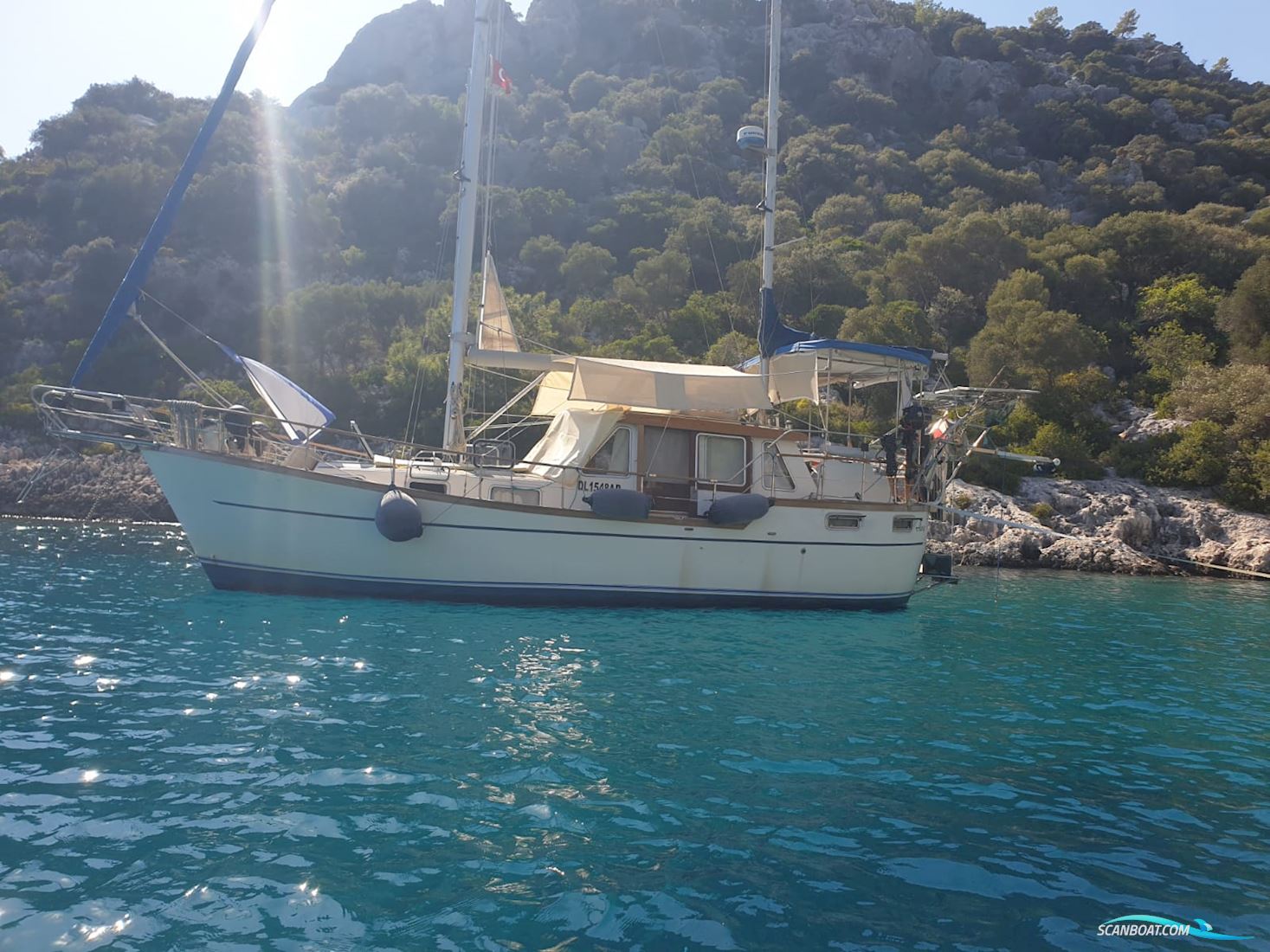 Nauticat 33