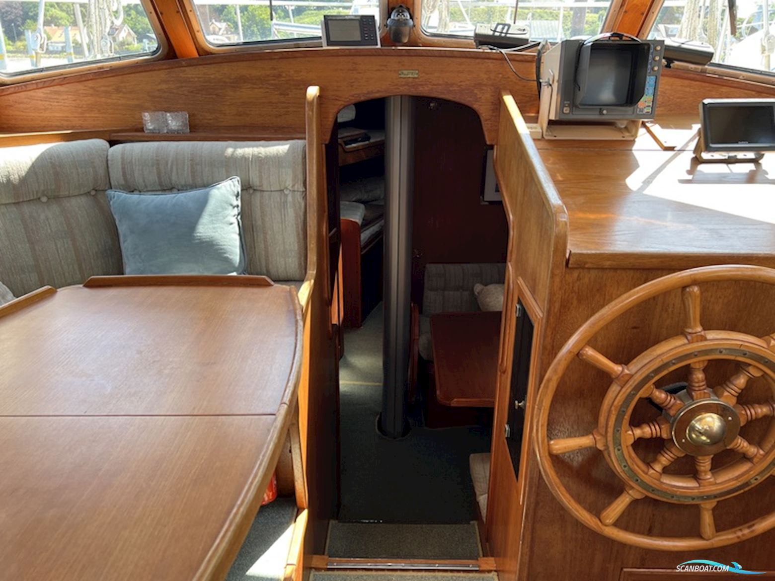 Nauticat 40