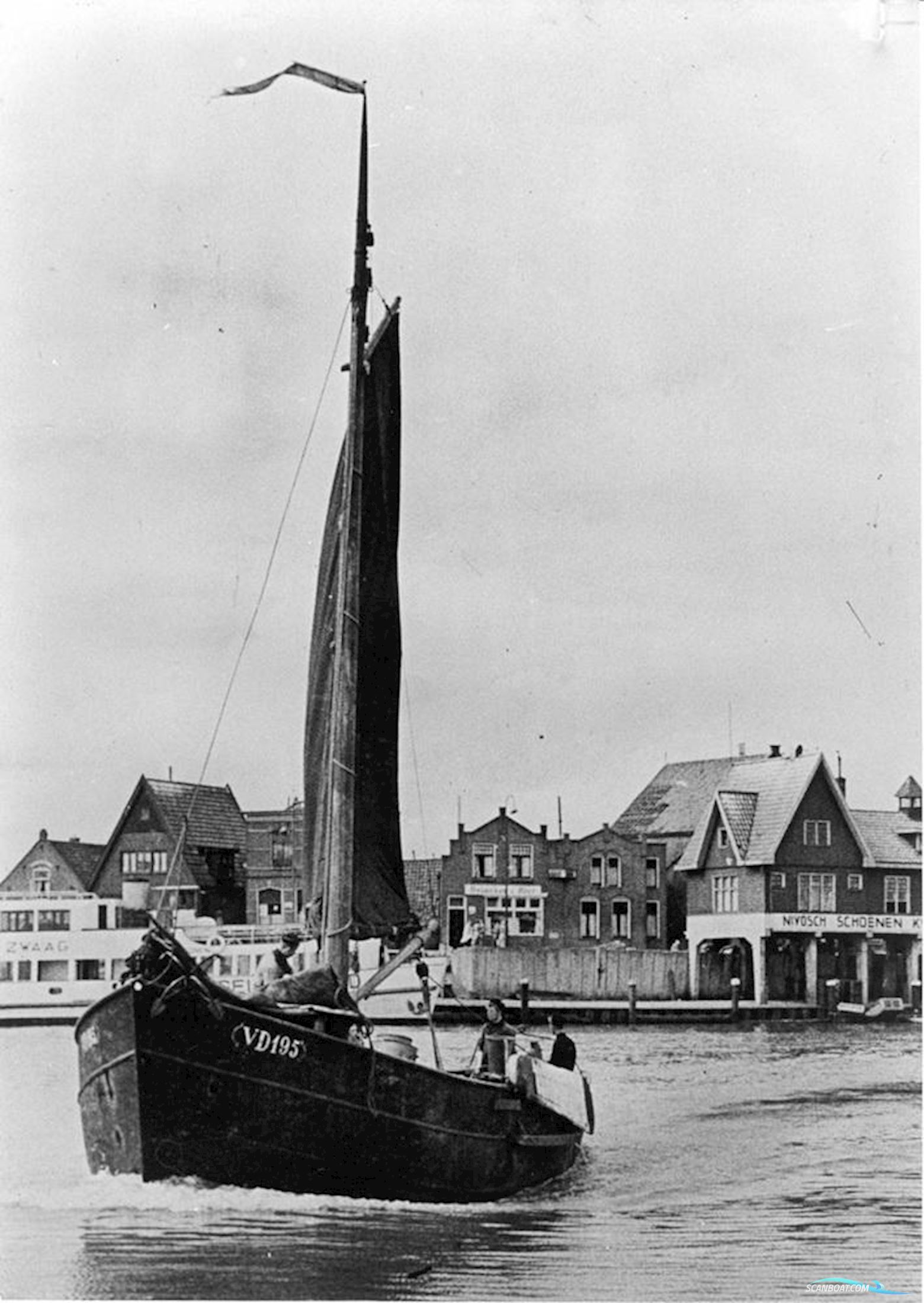 Sailboat "Marker Rondbouw"