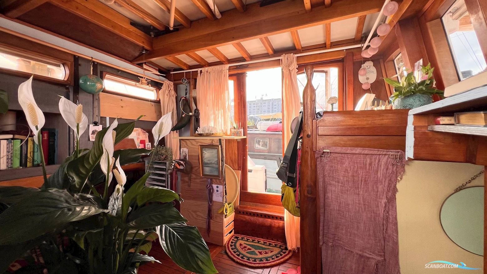 wooden boat - Jagt Ketch Rigged