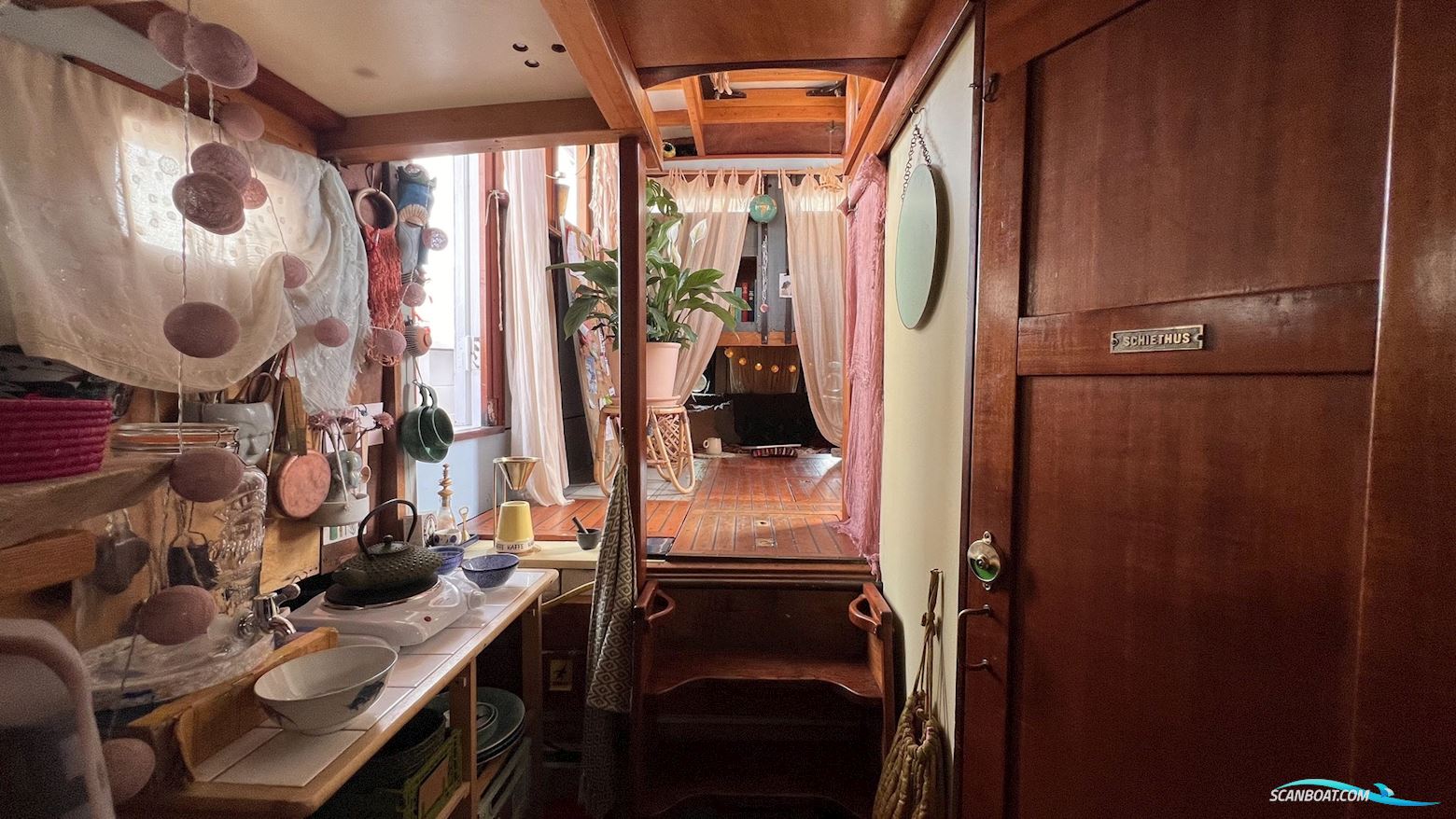 wooden boat - Jagt Ketch Rigged