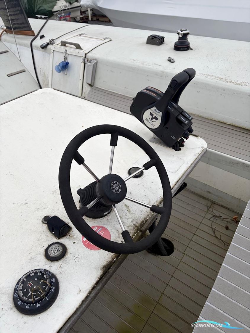 Catamaran Saara