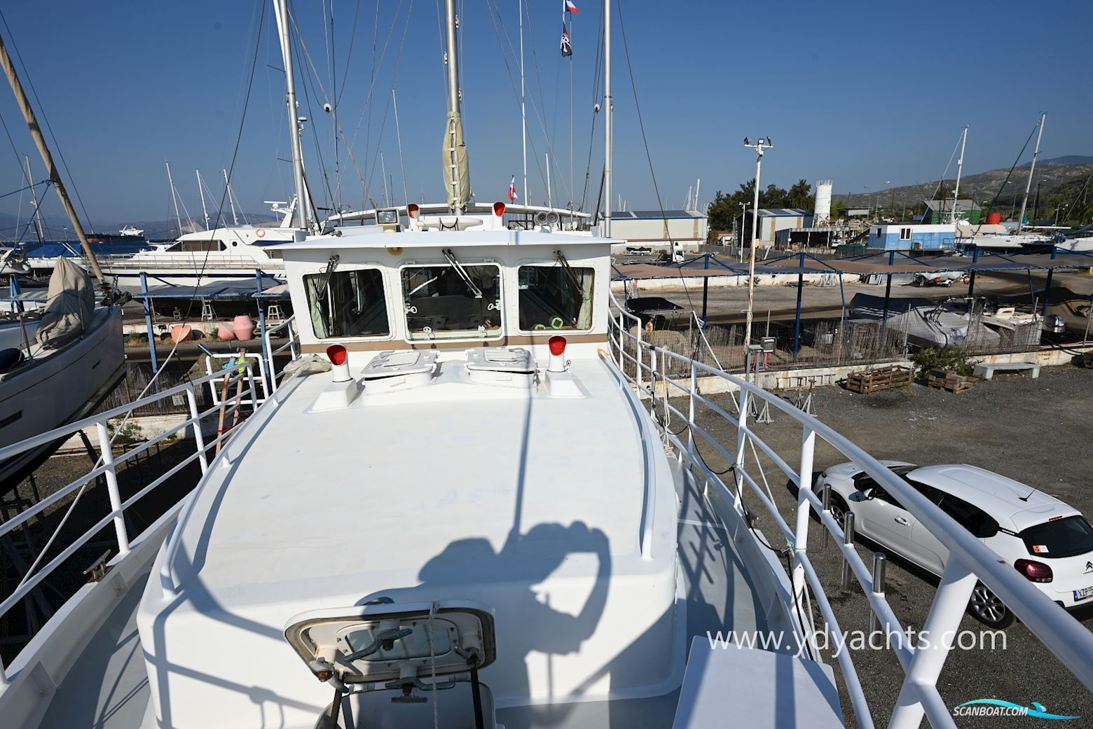 Diesel Duck 44 Trawler Motorsailer