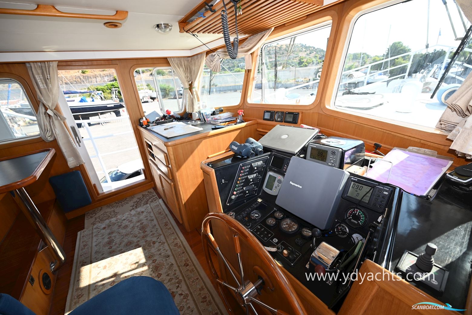 Diesel Duck 44 Trawler Motorsailer