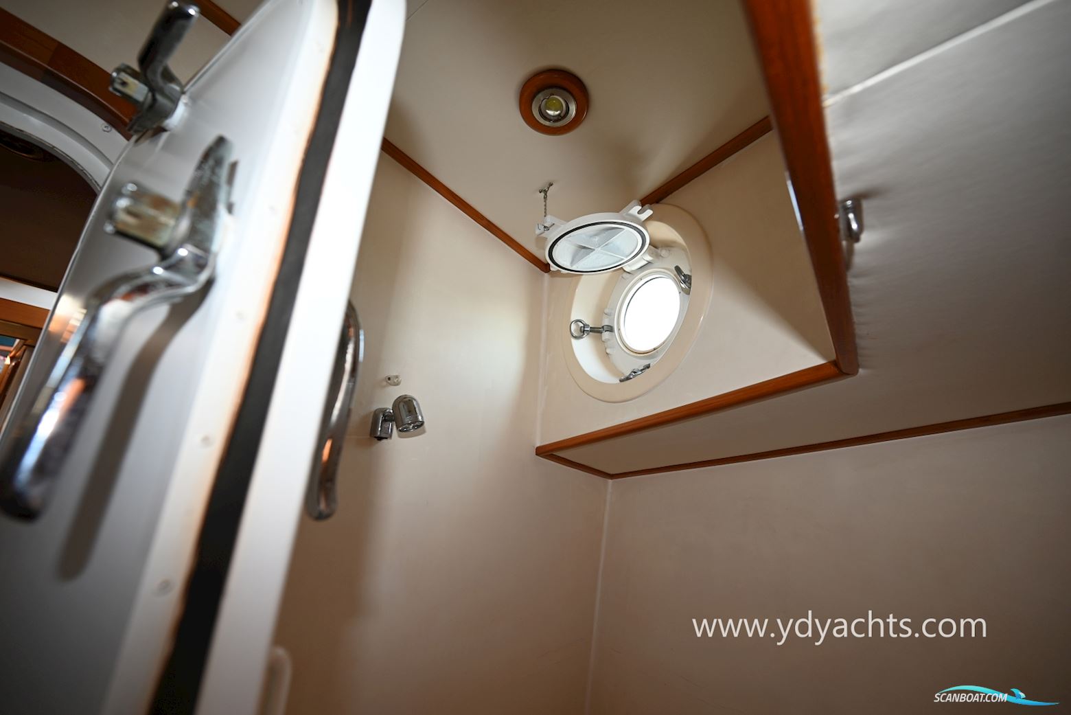 Diesel Duck 44 Trawler Motorsailer