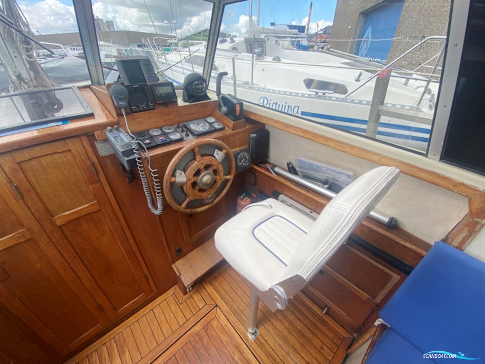 Møn 830 Motorsejler