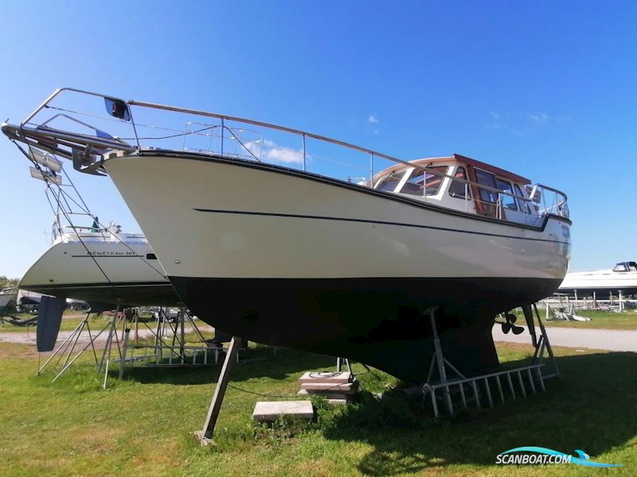 Nauticat 33 Motorzeiler 1985, met Ford 2722 motor, Denemarken