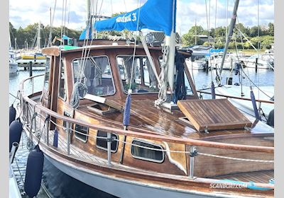 Nauticat 33 Motorzeiler 1976, met Ford 2712E motor, Denemarken