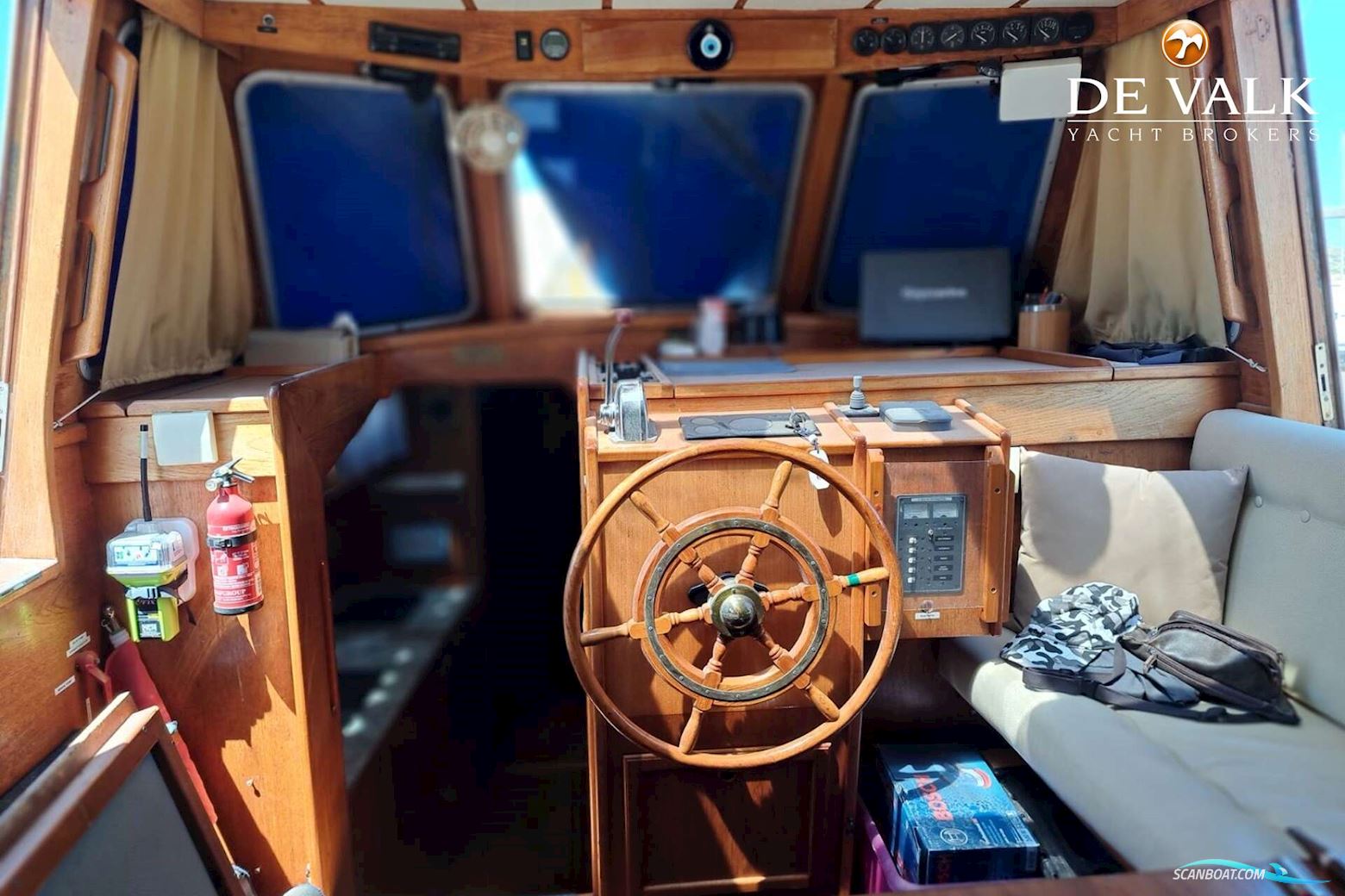 Nauticat 38