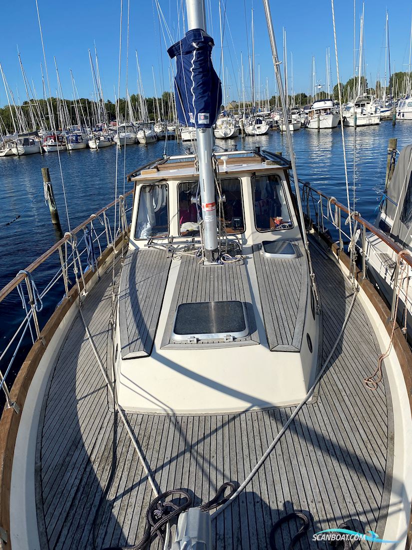 Nauticat 38
