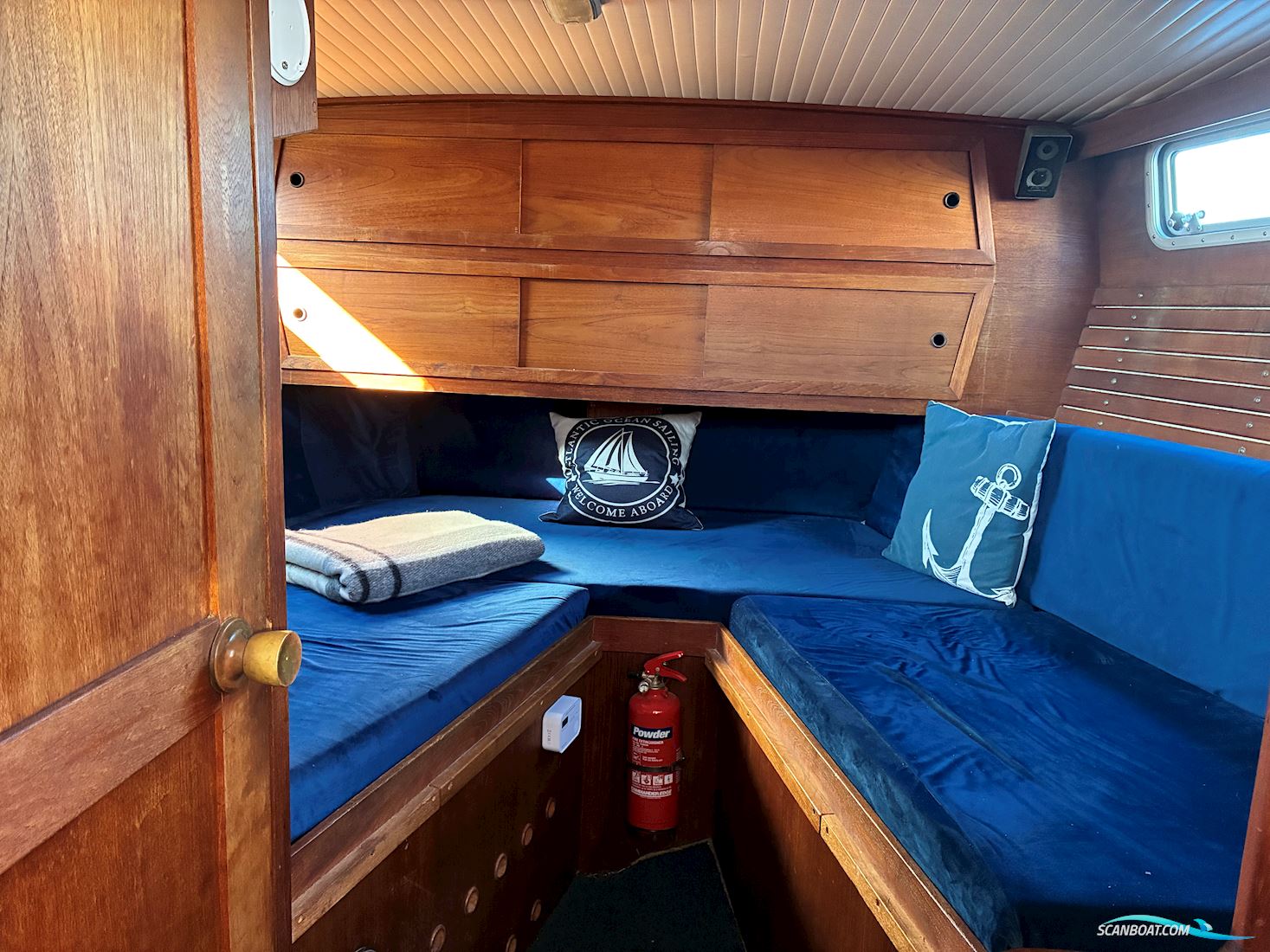 Nauticat 38
