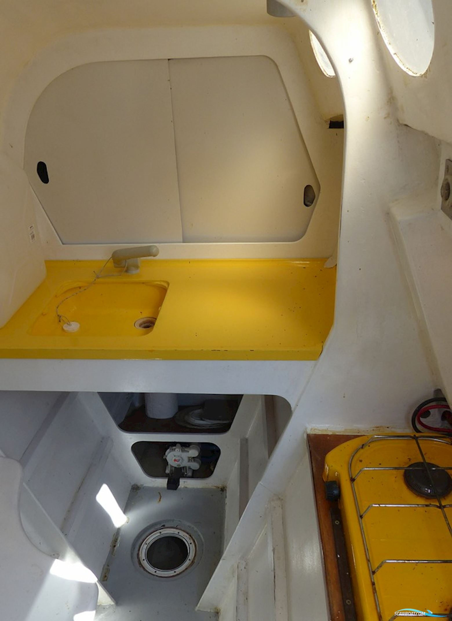 Amateur Starter 800 Catamaran