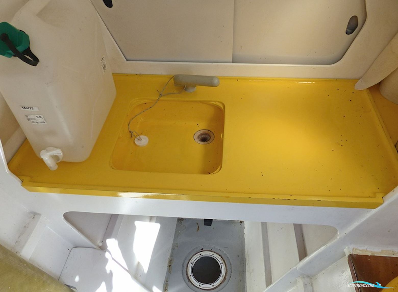 Amateur Starter 800 Catamaran