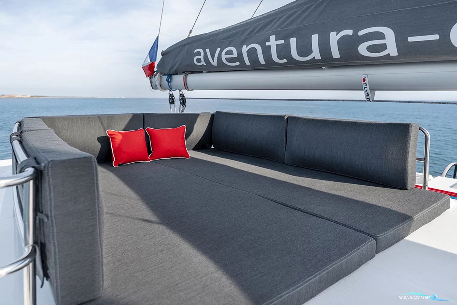 Aventura 37 Easy Sail & Comfort Packs