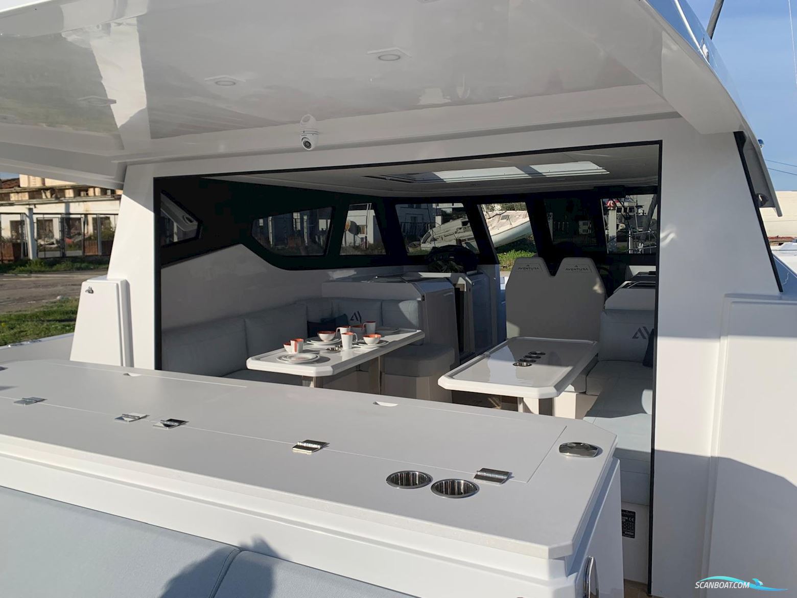 Aventura 38 SC Prestige