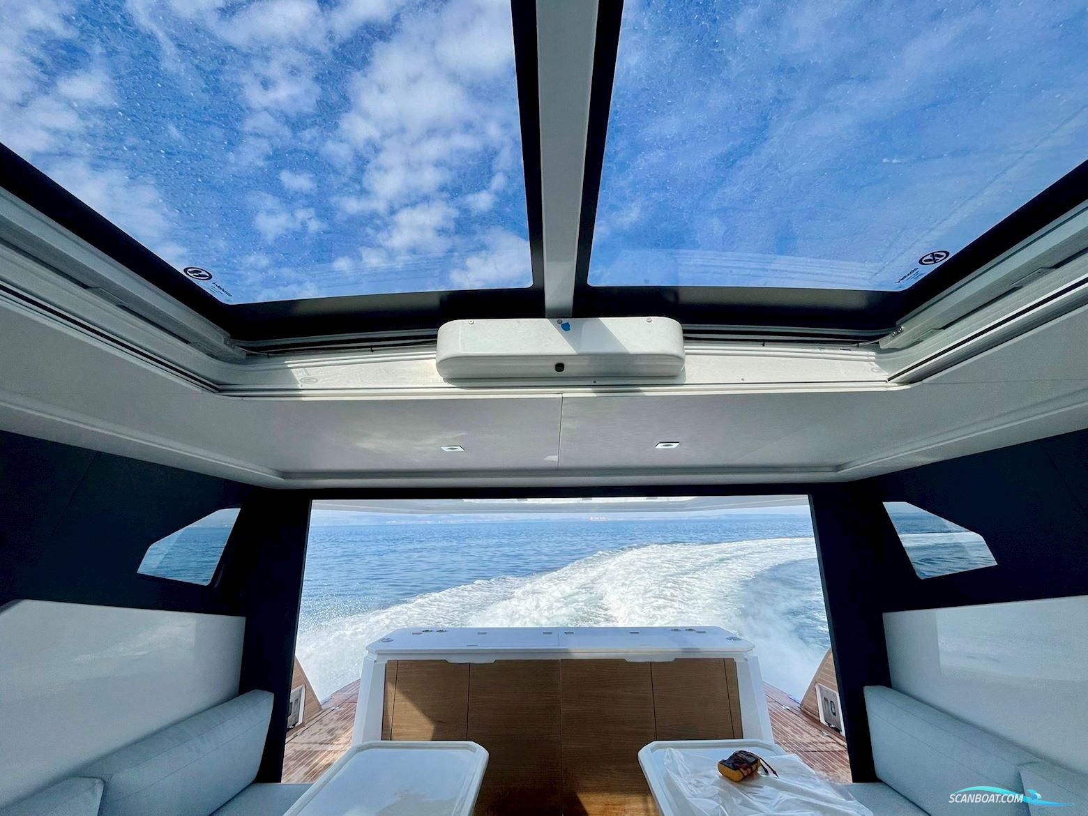 Aventura 38 SC Prestige