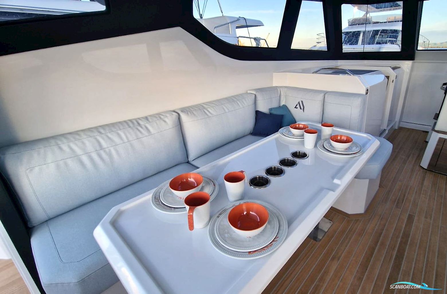 Aventura Yachts 38 Sc