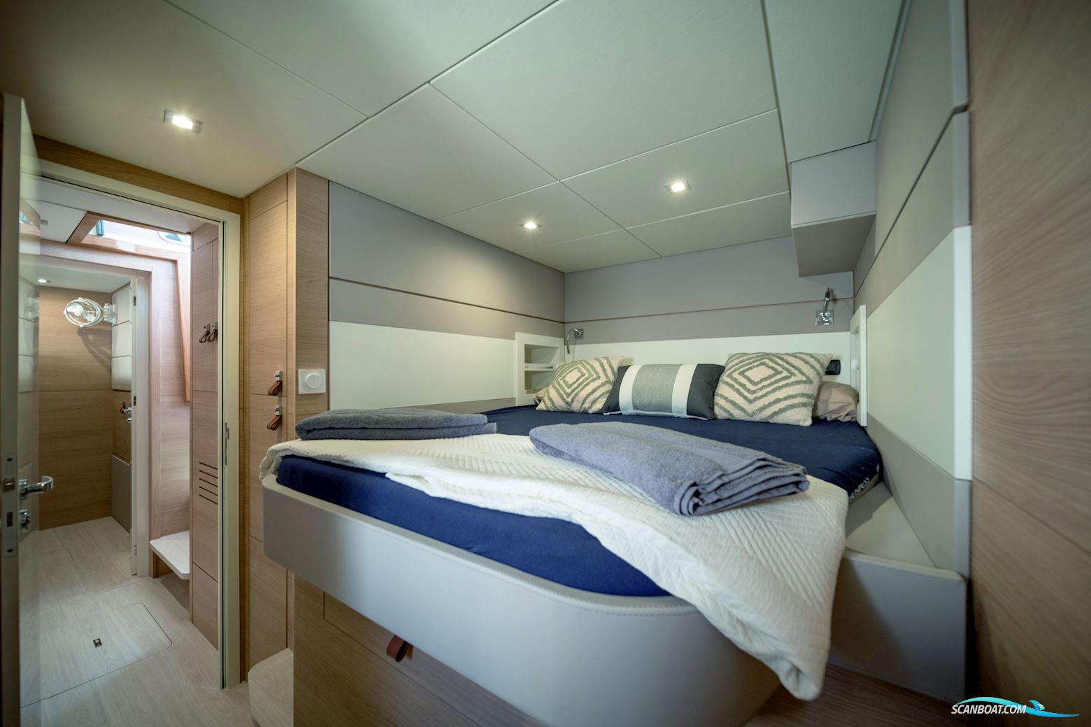 Aventura Yachts 48
