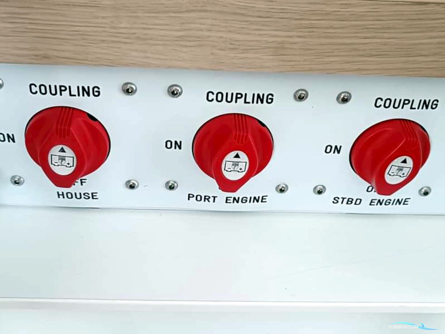 Bali 4.1 2x40hp Yanmar diesel