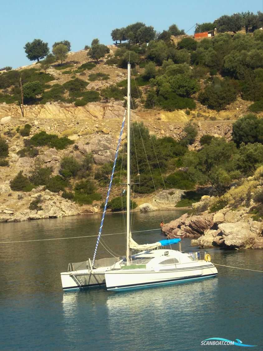 Beneteau Blue II Catamaran