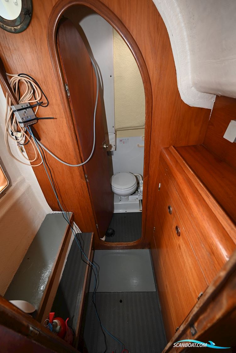 Beneteau Blue II Catamaran