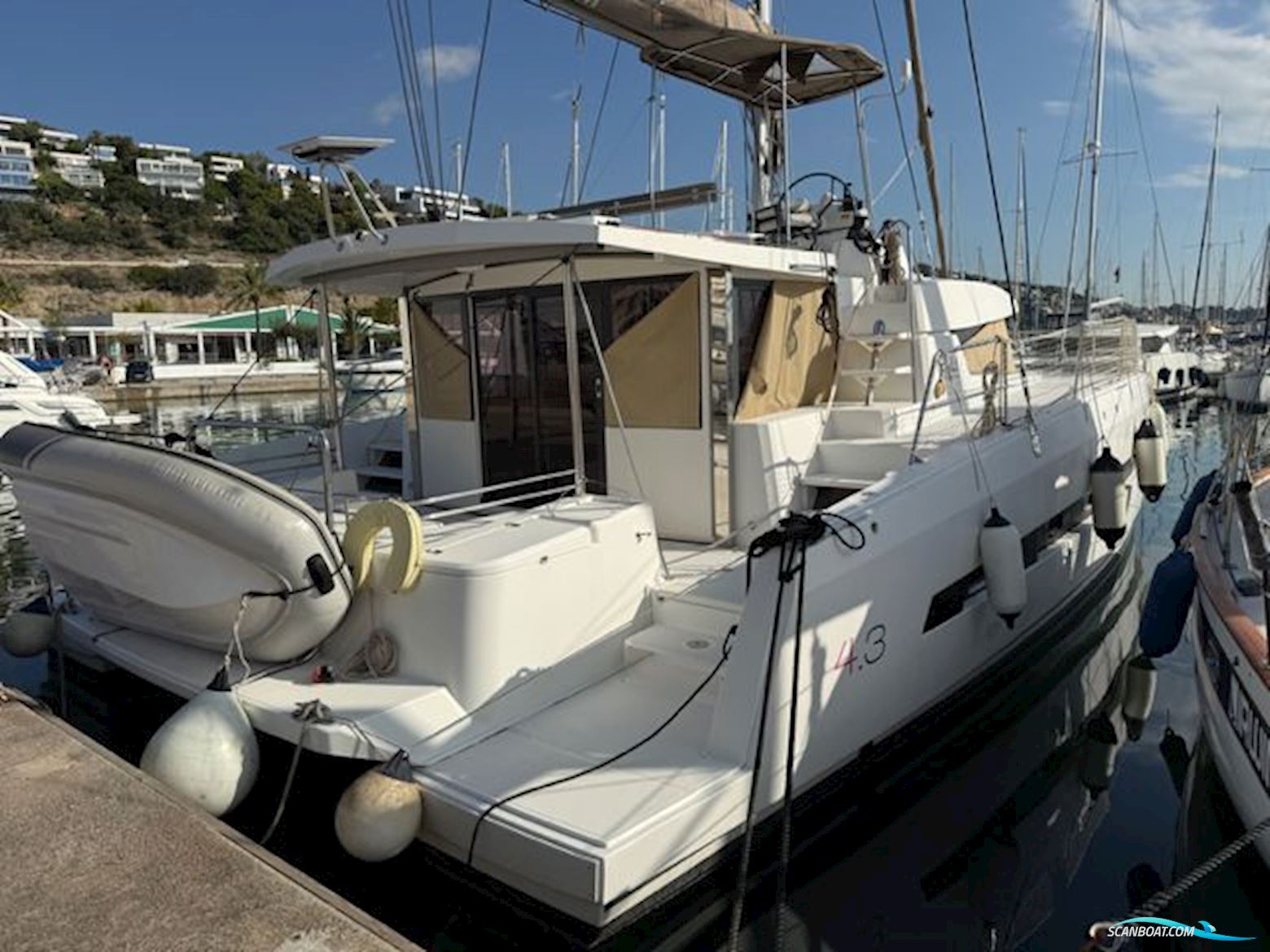 Catana Bali 4.3