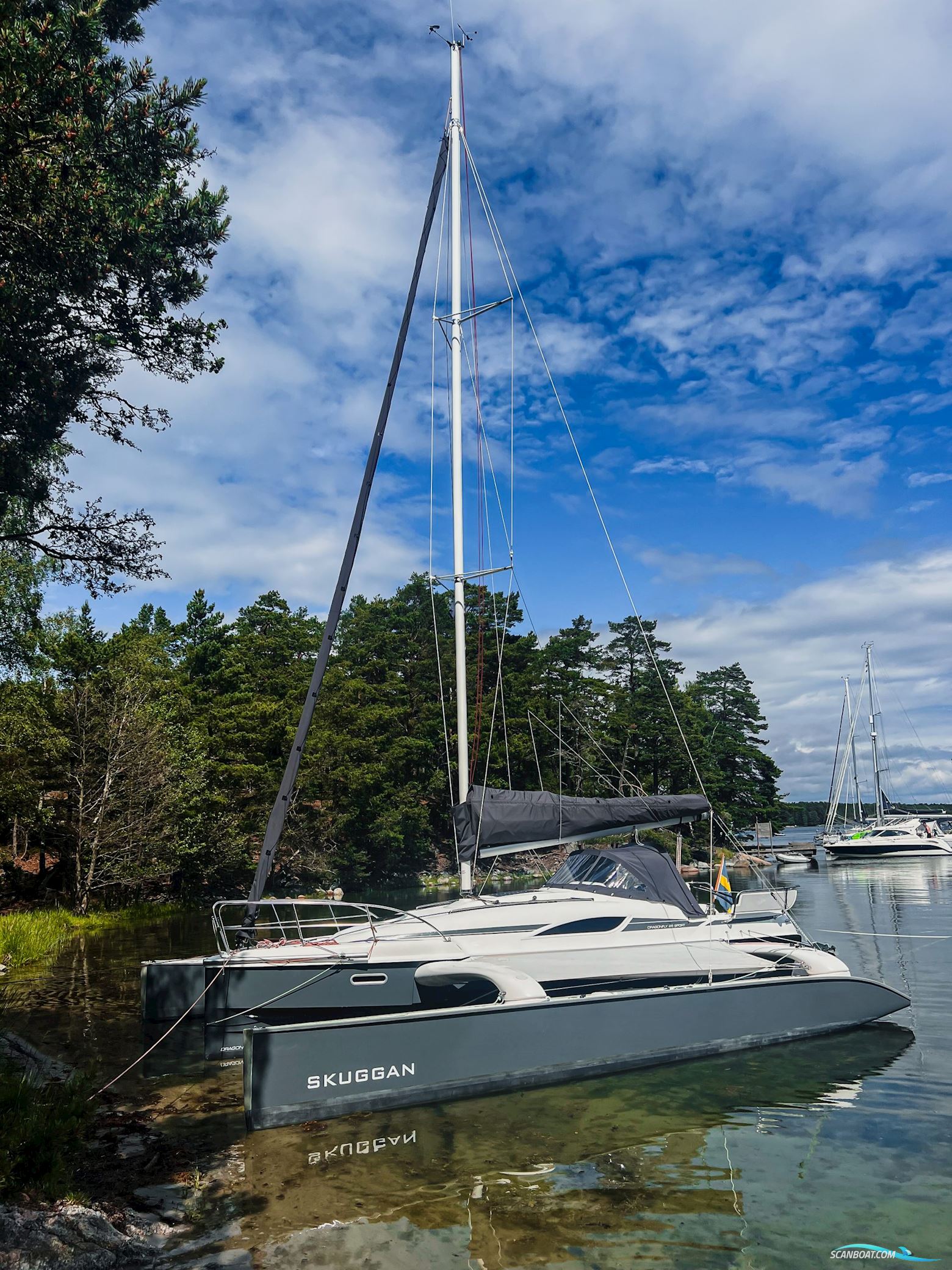 Dragonfly Dragonfly 28 Sport Multi hull boat 2010, with Honda engine, Sweden