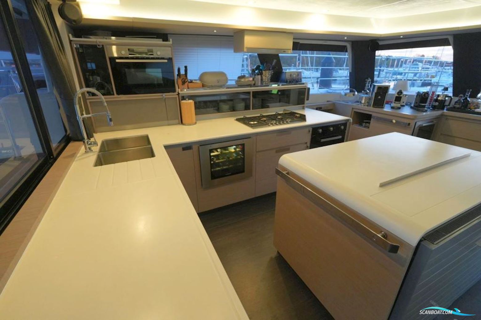 Fountaine Pajot Alegria 67