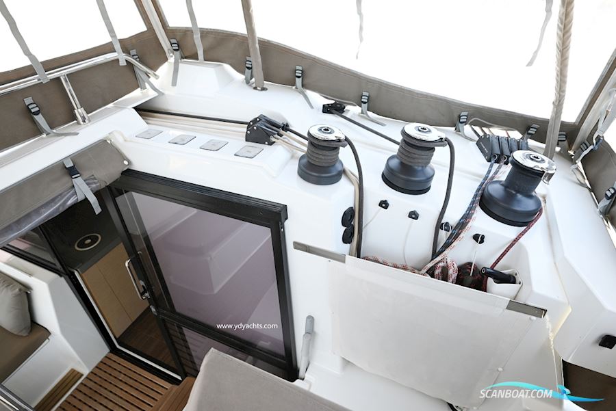 Fountaine Pajot Astrea 42