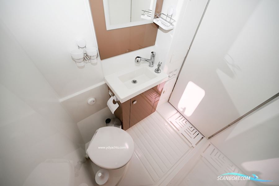 Fountaine Pajot Astrea 42