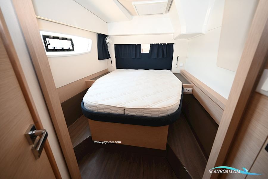 Fountaine Pajot Astrea 42