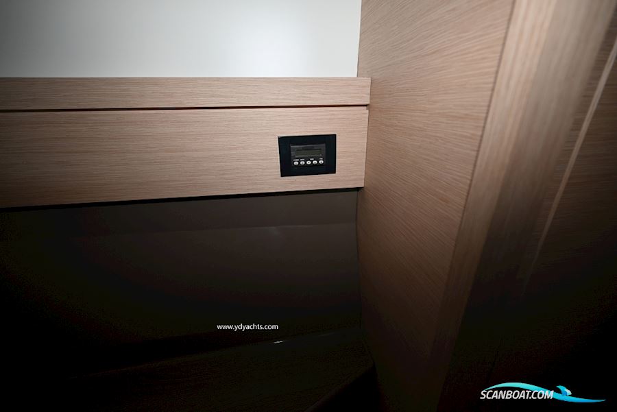 Fountaine Pajot Astrea 42