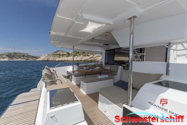 Fountaine Pajot Astrea 42