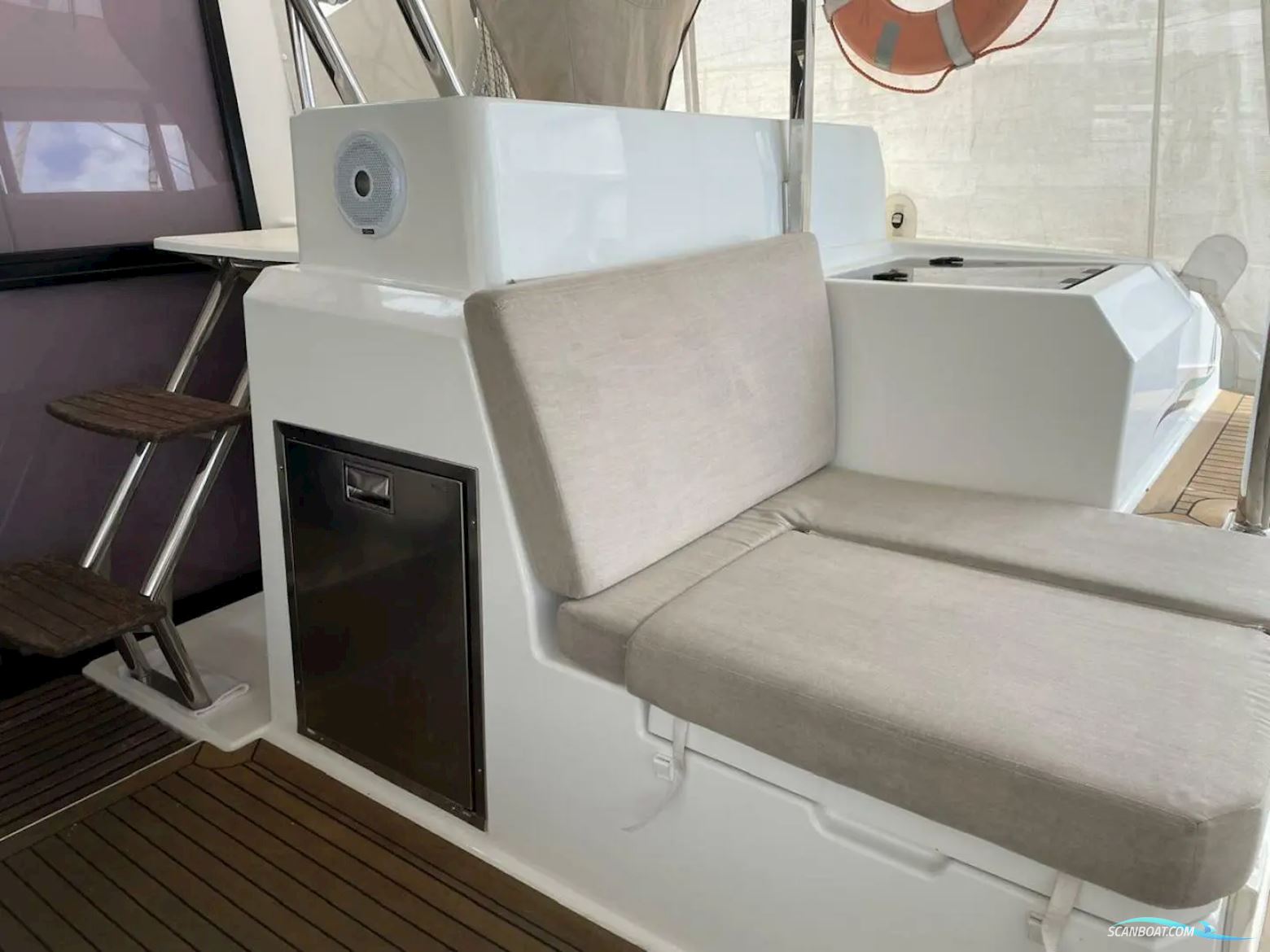 Fountaine Pajot Astrea 42