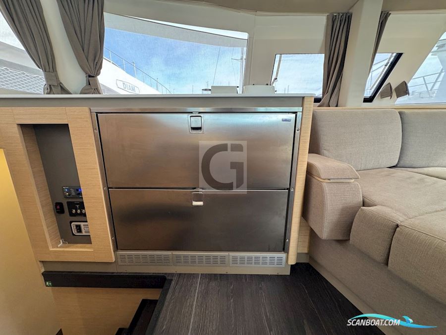 Fountaine Pajot Aura 51
